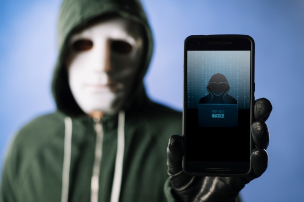 Estafas telefónicas - Hackeo de teléfono
