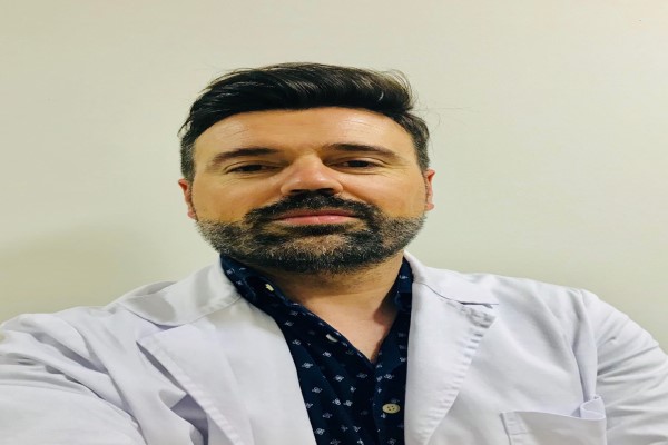 Dr. Ángel Román Márquez