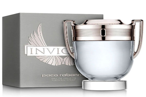 Frasco y empaque de Invictus de Paco Rabanne