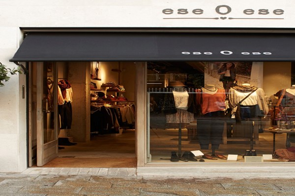 fachada de la tienda de Ese O Ese