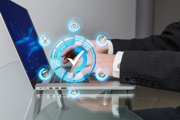 Tendencias tecnológicas 2024 - Ejecutivo recurre a ordenador portátil para ponerse al día con nuevos proyectos que admiten el uso de inteligencia artificial 