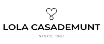 Tiendas de ropa en Barcelona - Logo de Lola Casademunt Since 1981
