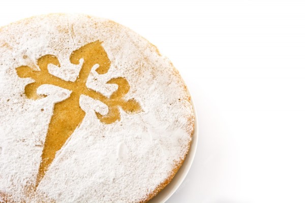 postres - Tarta de Santiago un postre español icónico de la gastronomía española
