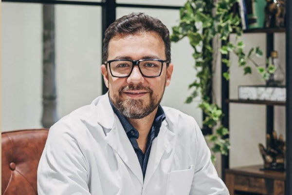 Dr. David Arbeláez Toro