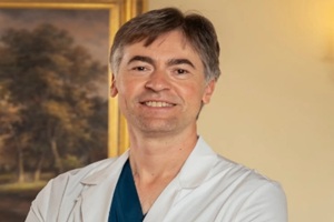 Dr. Javier Pedraz