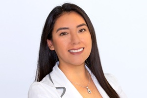 Dra. Claudia León